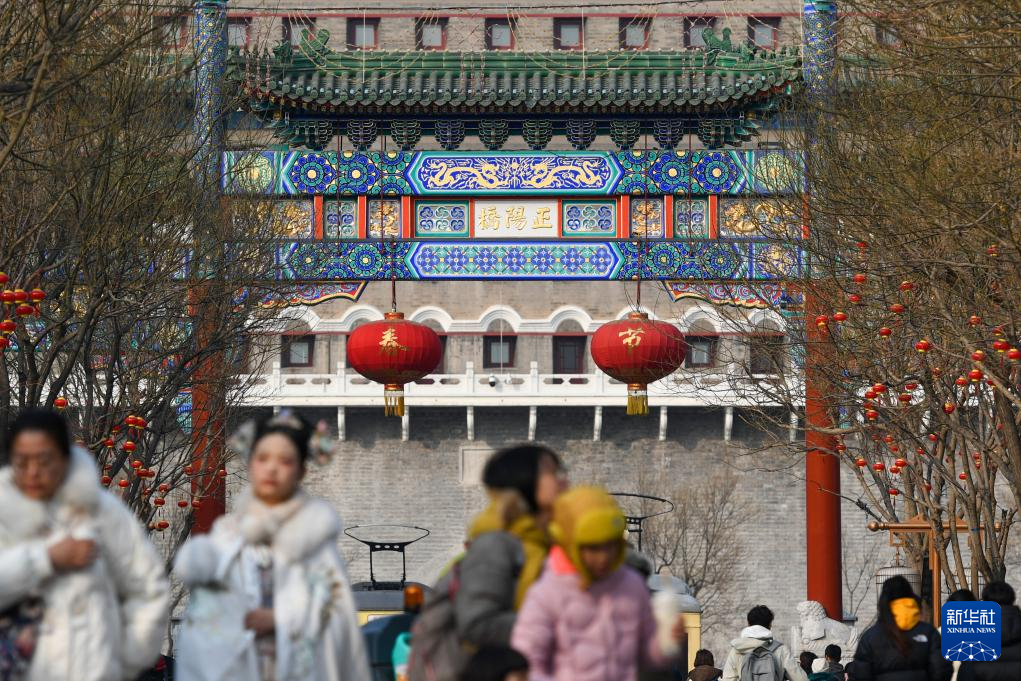 北京中轴线上观中国龙-龙年春节将