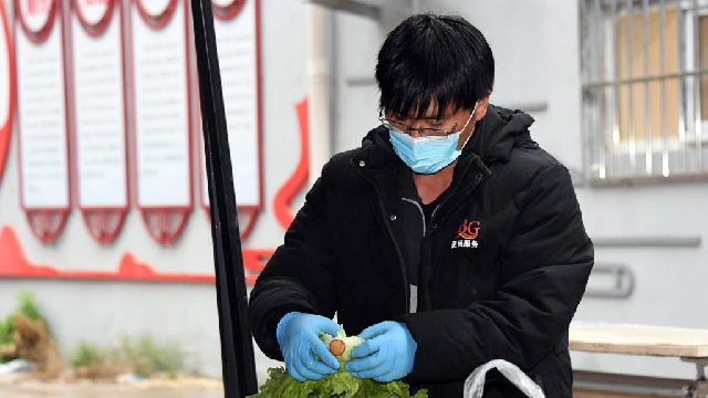 北京海淀： 社区蔬菜直通车助力物资保供
